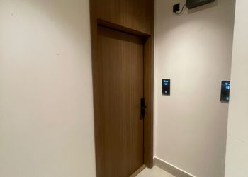 شقة بغرفة معيشة وغرفة نوم 