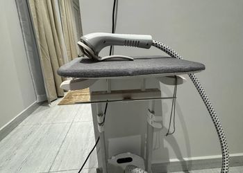 استديو بسرير ماستر وجلسة جانبية 
