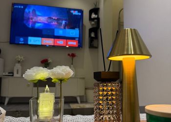 استديو بسرير ماستر وجلسة 