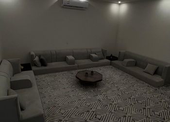 شاليه بمسطح اخضر ومسبح 
