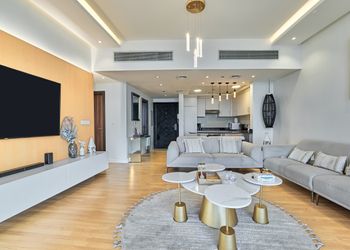 شقة فاخره بتصميم كلاسيكي