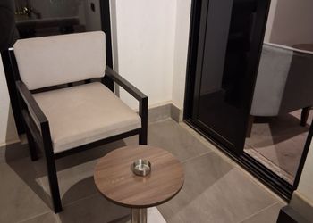 استديو هادئ بسرير ماستر