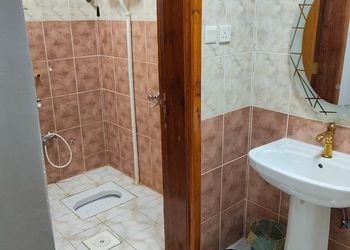 شقة بثلاث غرف نوم