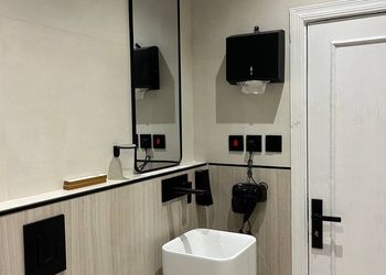 استديو هادئ بسرير ماستر وسريرين مفردة 