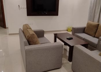 شقة بغرفتين نوم وصالة 