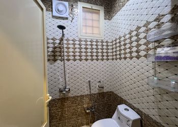استديو بتصميم انيق ودخول ذاتي