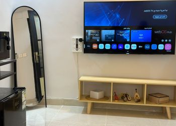 استديو هادئ بسرير ماستر 