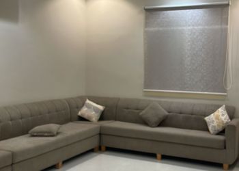 استراحة عائلية بمسبح و جلسة خارجية