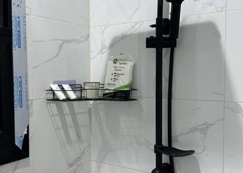 استديو بأثاث مريح وبسيط 