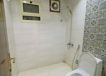 شقة عائلية بأثاث مريح وبسيط