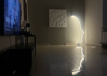 شقة بصالة انيقة ودخول ذاتي