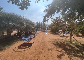 بيت شعر بجلسة ومرافق مشتركة 