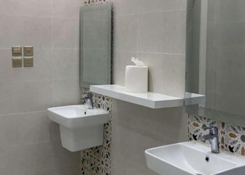 مزرعة بجلسة خارجية 