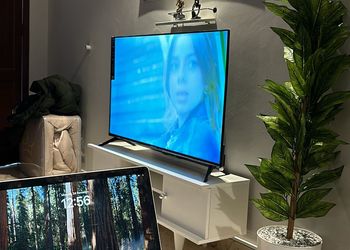 استديو بسرير ماستر وجلسة جانبية