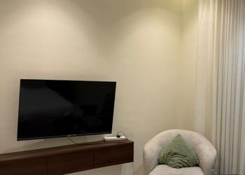 استديو هادئ بسرير ماستر 