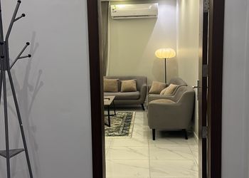 استديو بسرير ماستر وجلسة 