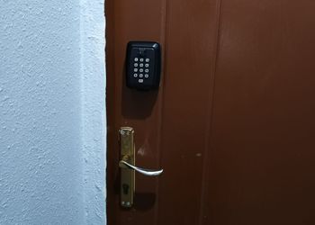 استديو هادئ بسرير ماستر 
