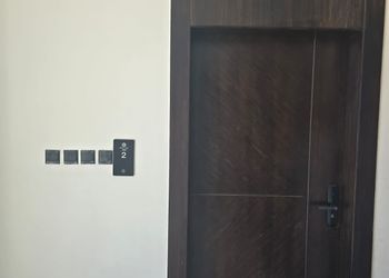 استديو بسرير ماستر وجلسة جانبية