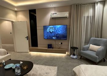 استديو انيق بموقع مميز 