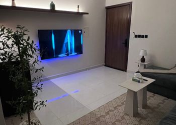 استديو باطلاله على البحر