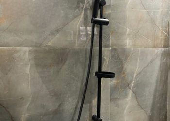 استديو بسرير ماستر وجلسة جانبية