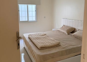 استراحة بمسطح اخضر