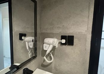 استديو بسرير ماستر ودخول ذاتي