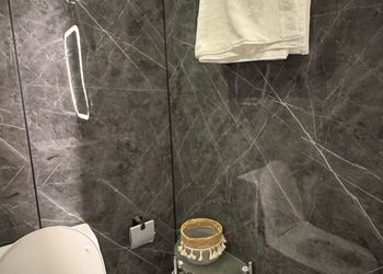 استديو بسرير ماستر وجلسة جانبية 