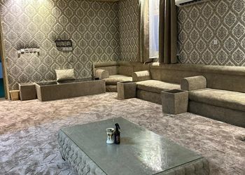 استراحة بمسبح خارجي وجلسة خارجية