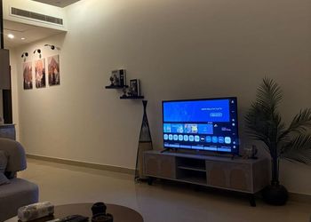 شقة بغرفة معيشة وغرفة نوم 