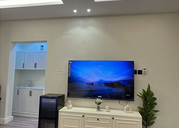 استديو هادئ بسرير ماستر 