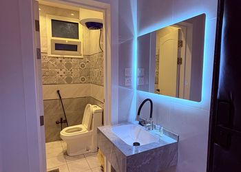 استديو بسرير ماستر وجلسة جانبية