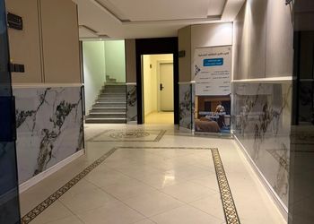 استديو بسرير ماستر وجلسة جانبية