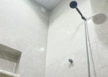 استديو هادئ بسرير ماستر 