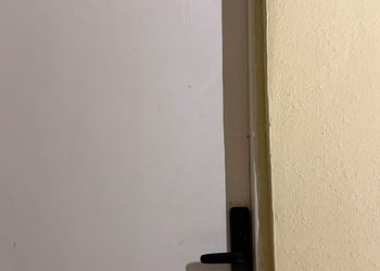 استديو هادئ بسرير ماستر 