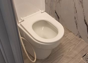 استديو بسرير ماستر وجلسة جانبية 