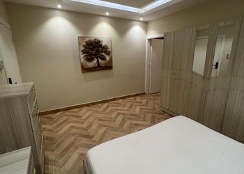 شقة بصالة وغرفة نوم دخول ذاتي 