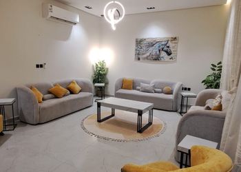 شاليه بألعاب مائية ومجلس