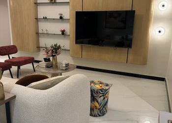 استديو هادئ بدخول ذاتي 