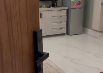 شقة بغرفة نوم وصالة 