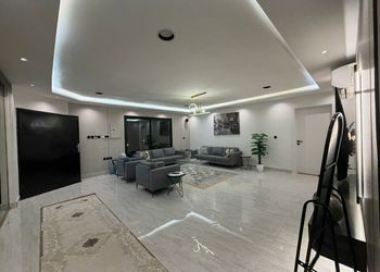شاليه بمسبح