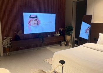 استديو بسرير ماستر