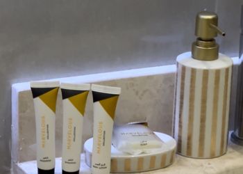 استديو انيق بدخول ذاتي 