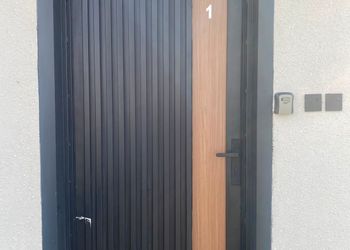 استديو بسرير ماستر وجلسة جانبية