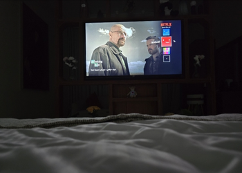 استديو هادئ بدخول ذاتي