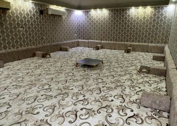 شاليه بألعاب أطفال ومسبح