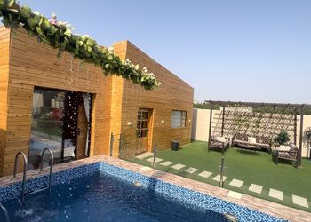 كوخ ريفي بمسبحين متكامل وانيق