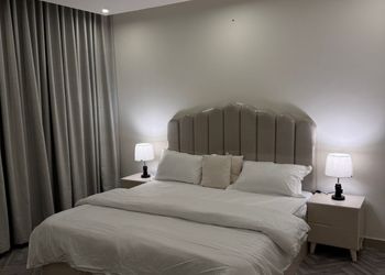 شقة بغرفة معيشة و غرفة نوم