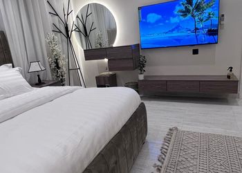 استديو بأثاث مريح وبسيط 