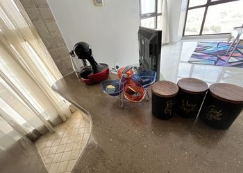 شقة بإطلالة مميزة على مدينة 